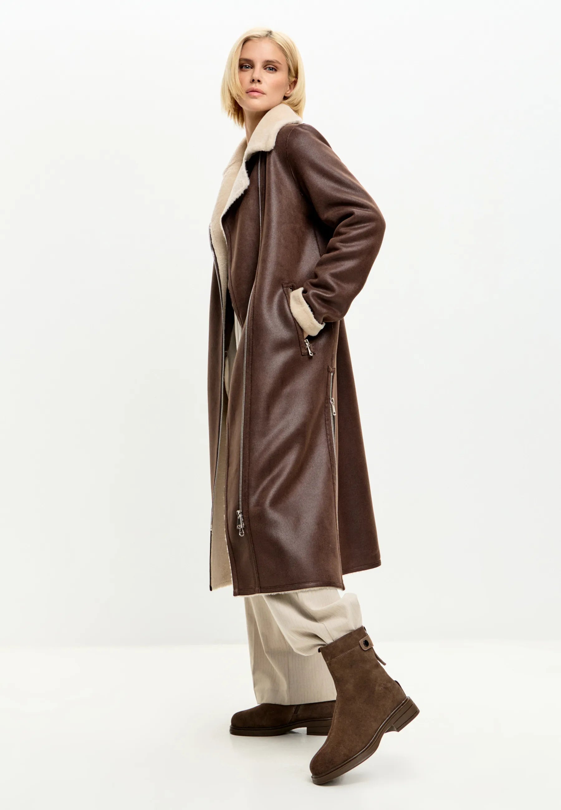 Sculpted Zip Boot - Brown