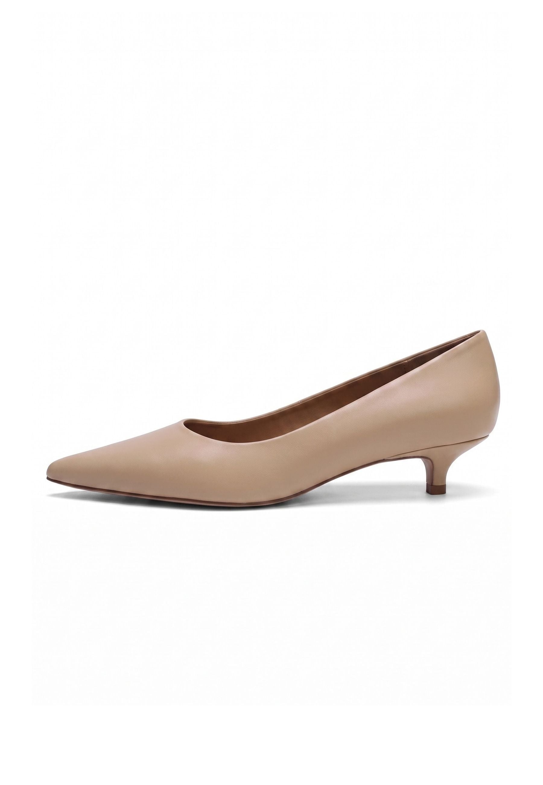 Pumps med kitten heel og spids tå – Beige