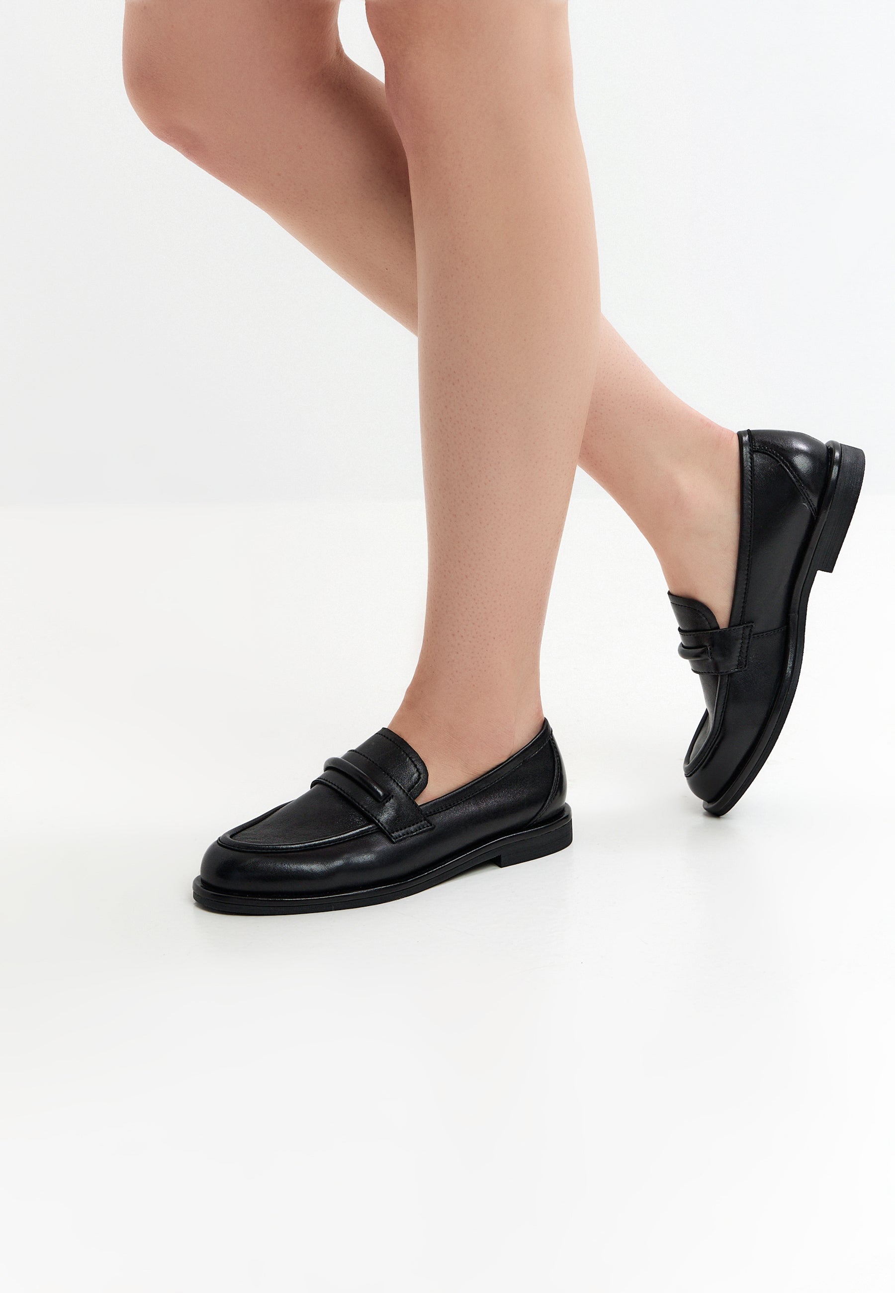 Classic Penny Loafers – Black