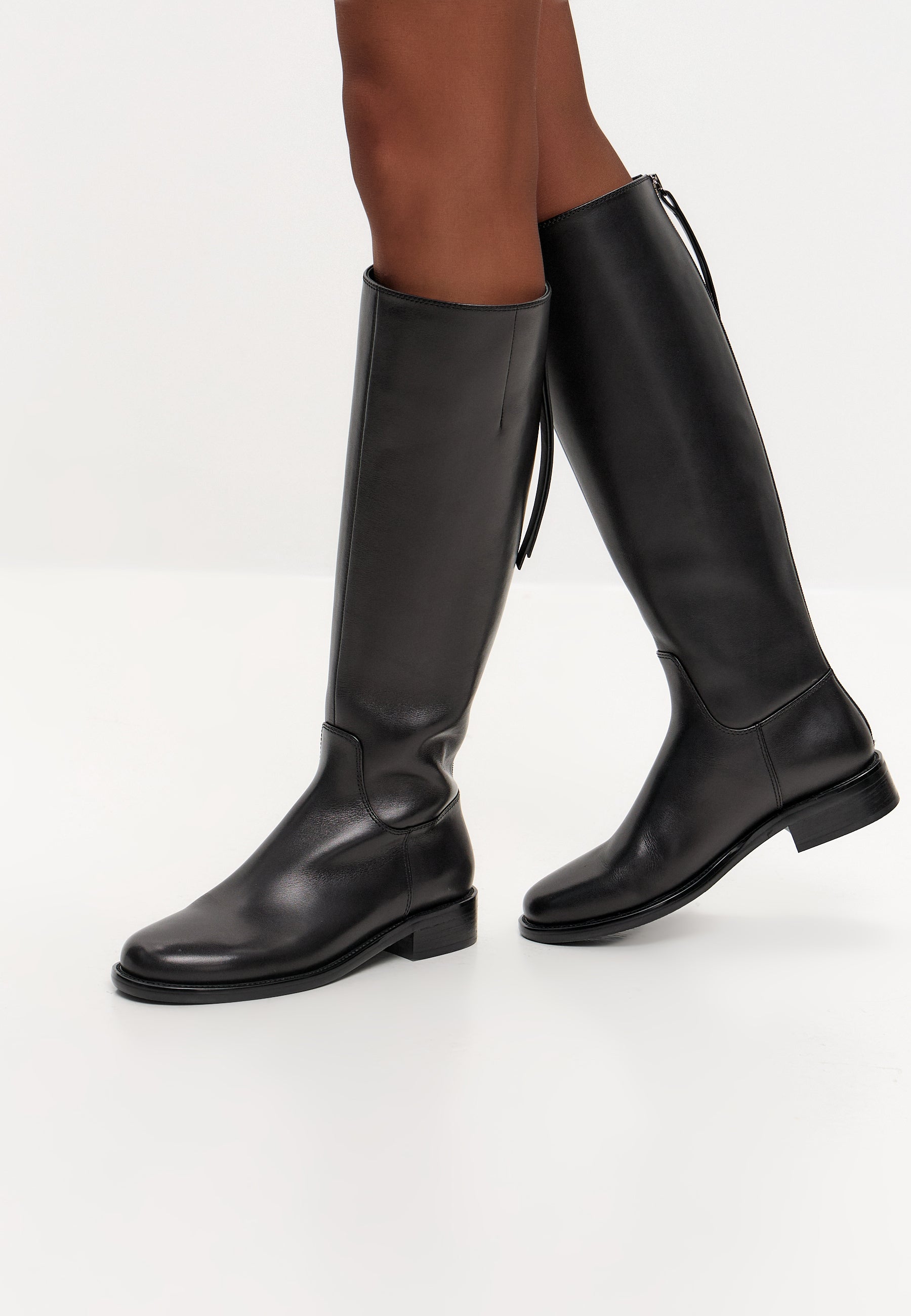 Kniehohe Reitstiefel aus Leder – Schwarz