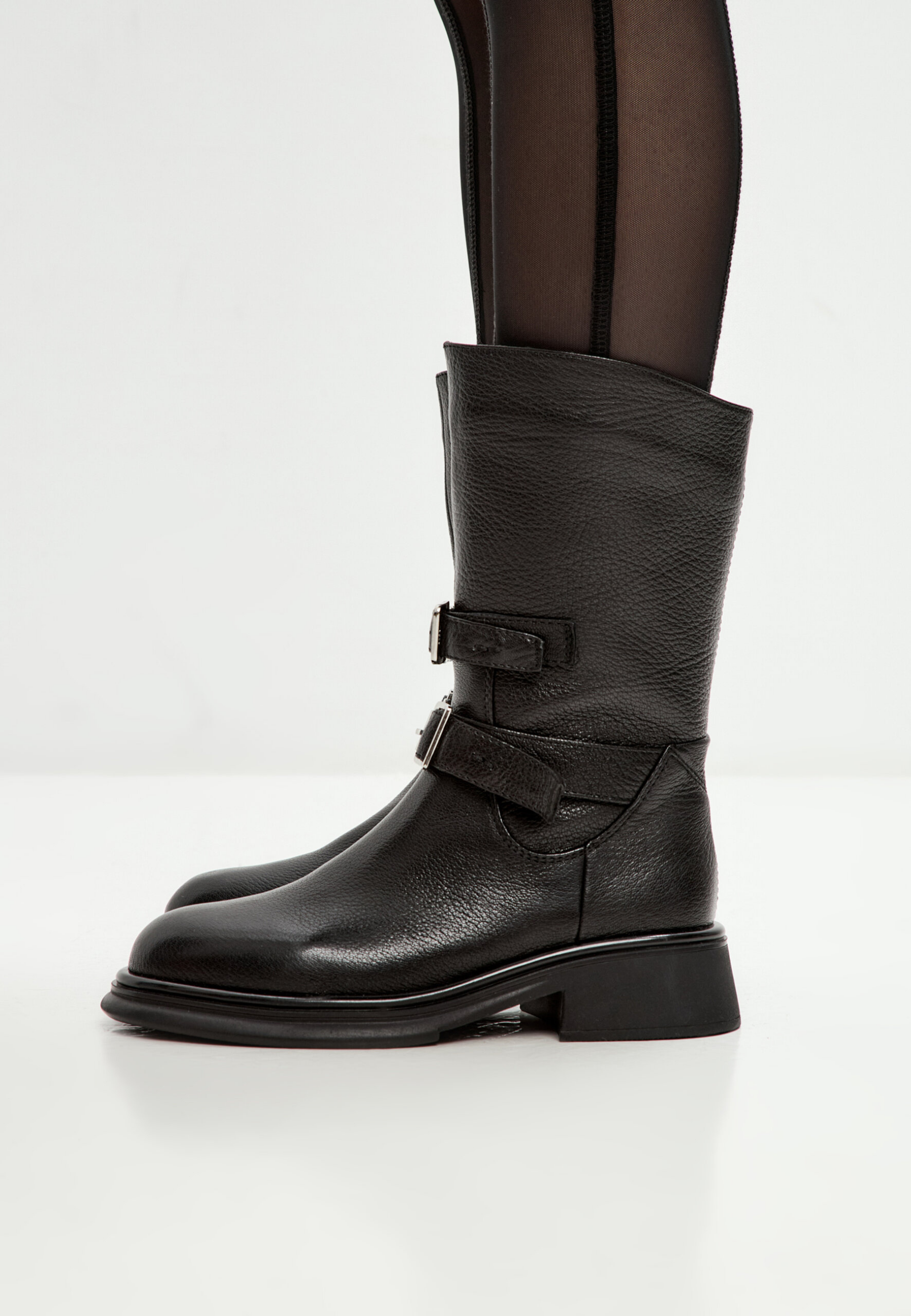Urban Nomad Boots - Black