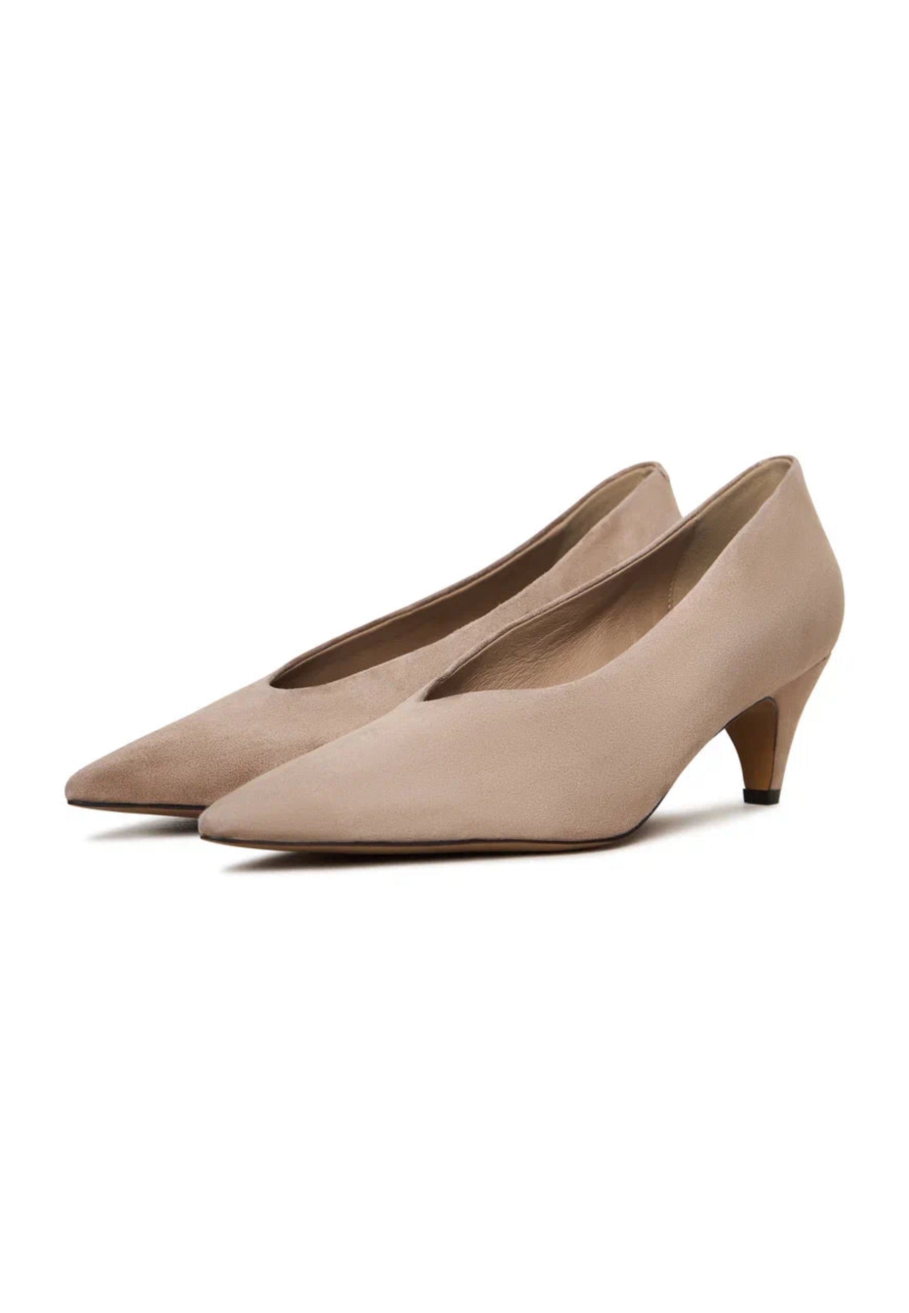 Curve Pumps - Beige