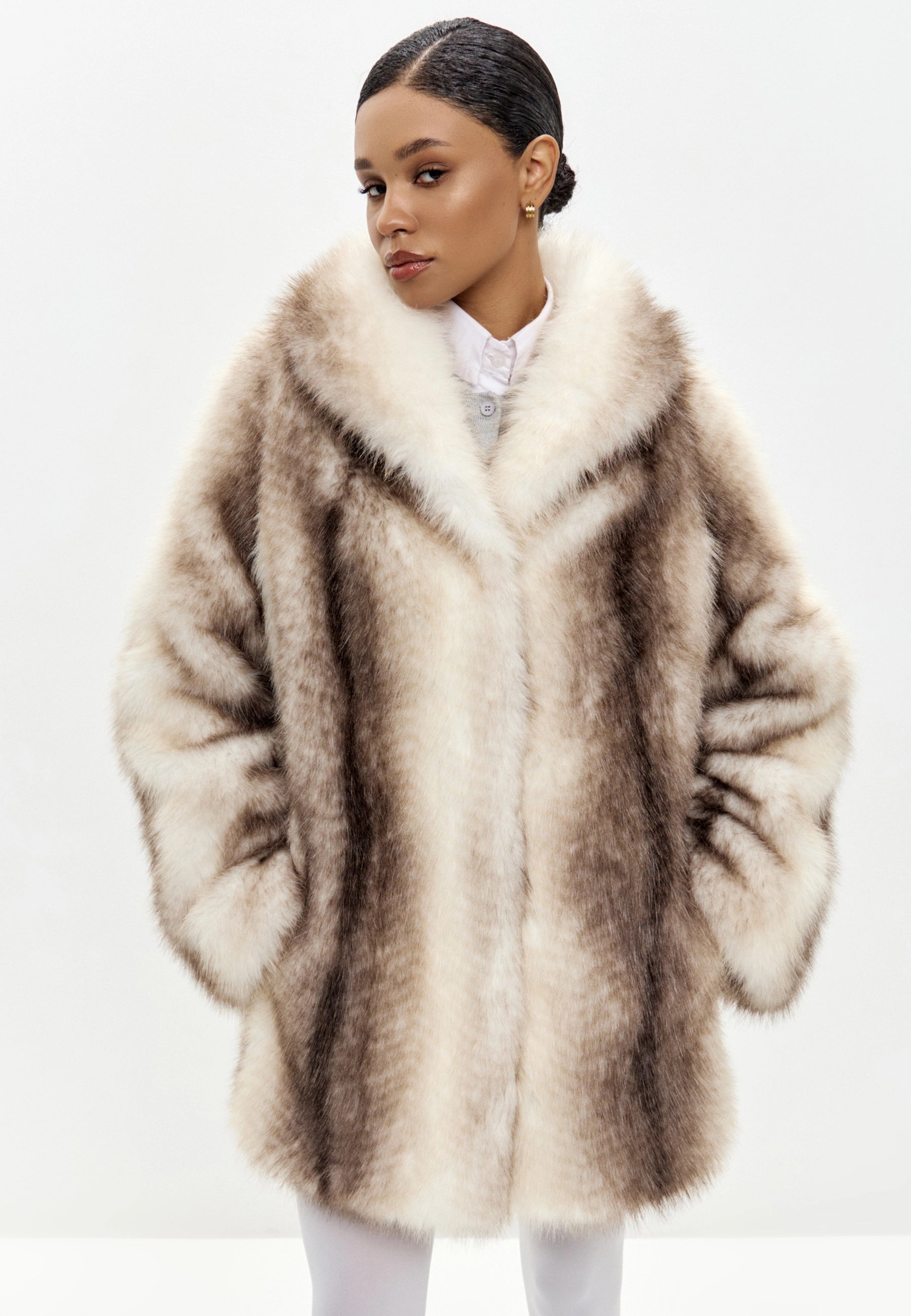 Striped Faux Fur Coat with Wide Collar – Beige