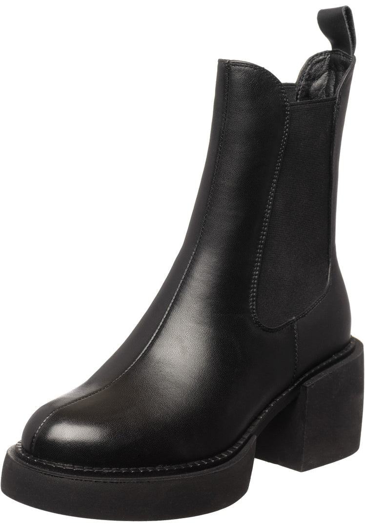 A pair of stylish black Isa ankle boots for women, perfect for casual wear.