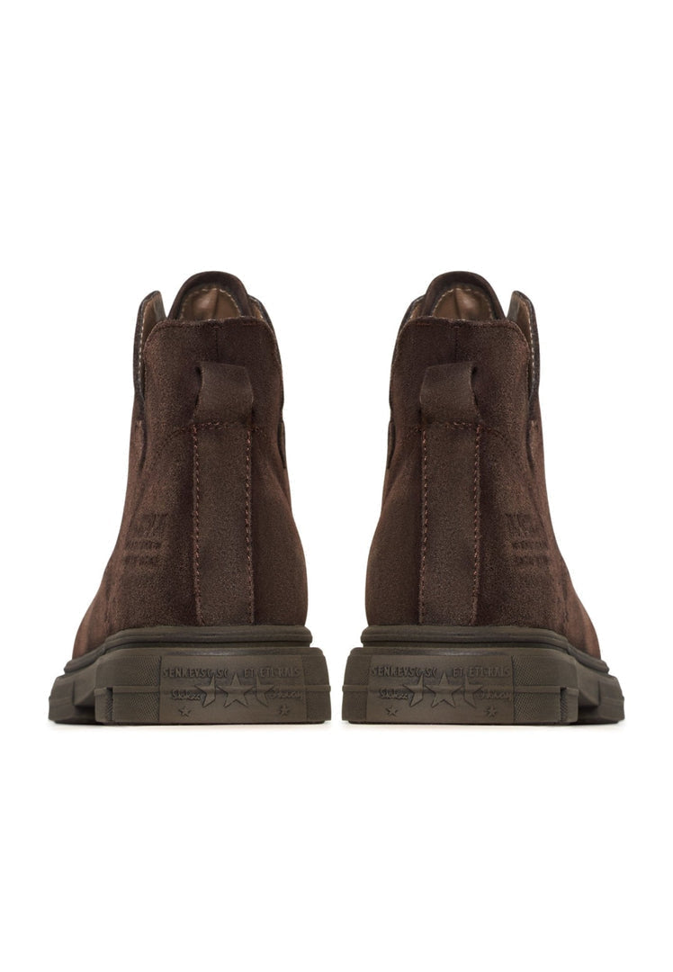 A trendy and stylish pair of flat sole ankle boots, perfect for everyday wear. Comfortable and casual, these ankle booties are a must-have for any fashion-forward individual.