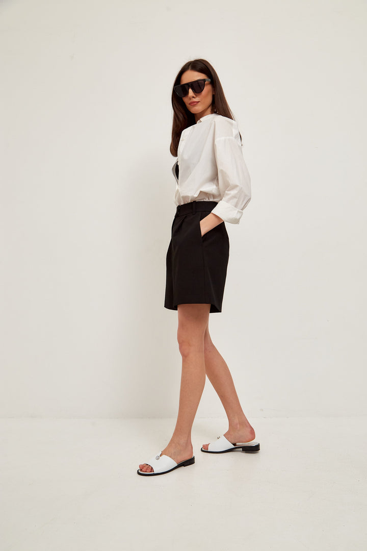 A stylish pair of leather platform heel sandals perfect for urban outings.