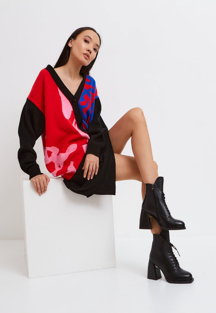 A stylish pair of black leather lace-up ankle boots, the Behati black boots, perfect for adding a touch of sophistication to any outfit.