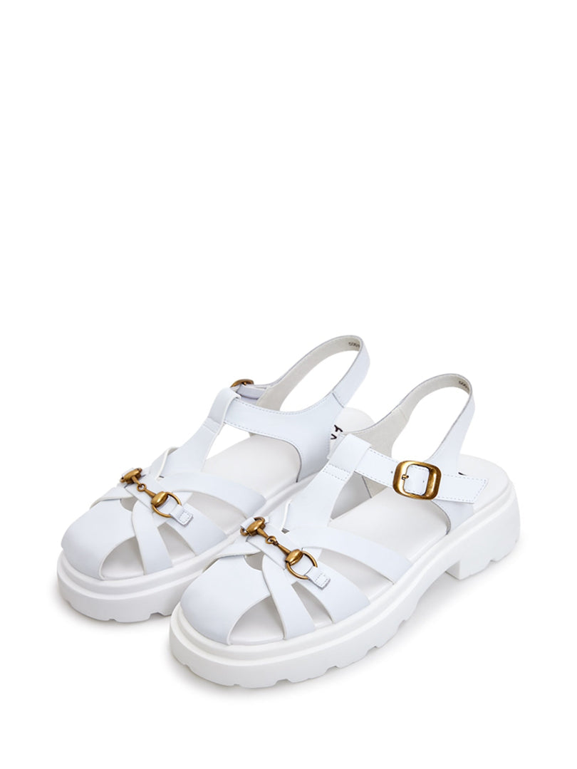 A chic pair of urban white platform sandals, perfect for a classic and trendy look.