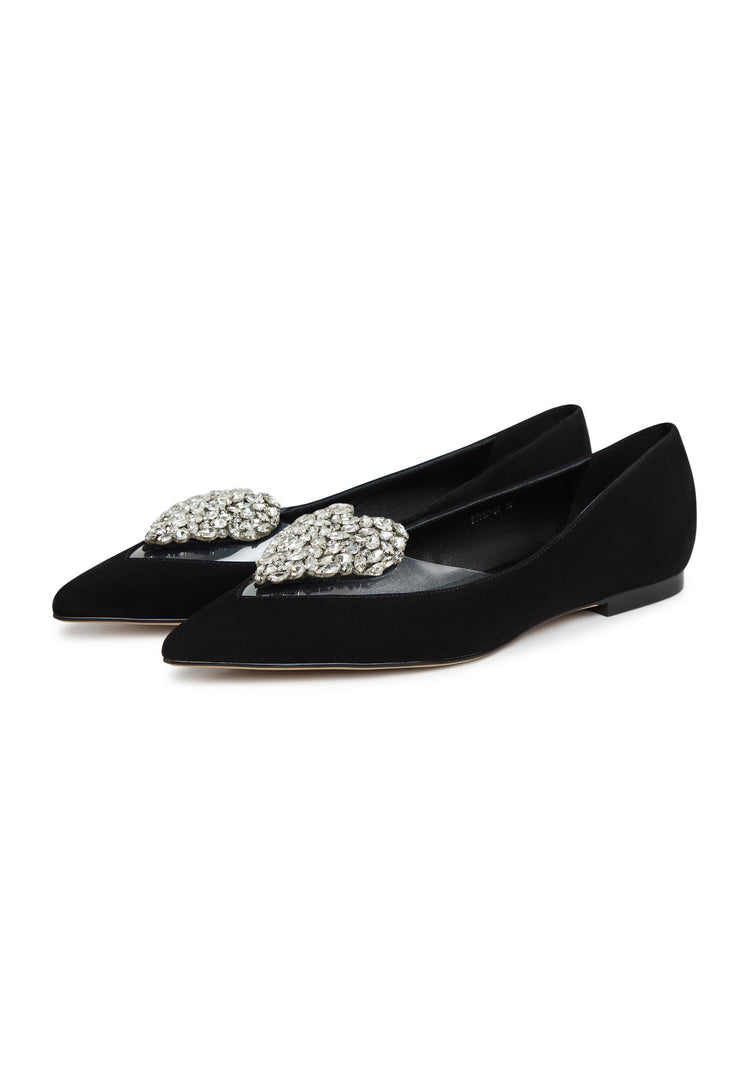 A stylish pair of black Camila ballerinas, featuring a flat sole design perfect for everyday wear, these women's flats are a versatile and comfortable choice for any outfit.