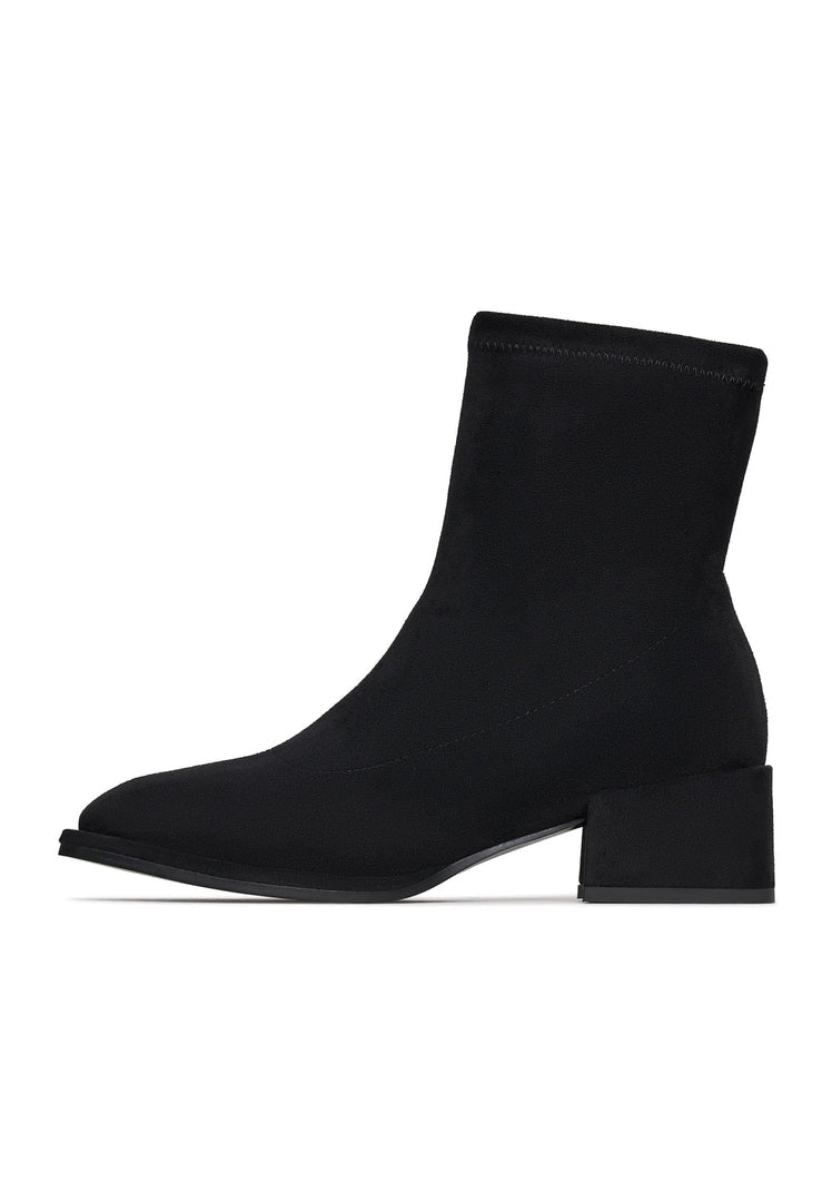 A stylish pair of black Aquila ankle boots, perfect for any woman's wardrobe, crafted from high-quality leather.