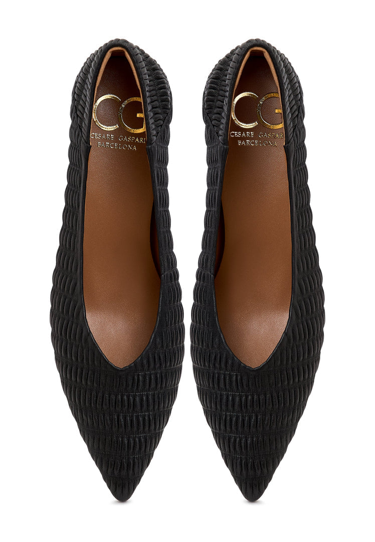 A stylish pair of Carol stiletto pumps in black, perfect for women who love high heel pumps and classic stiletto heels.