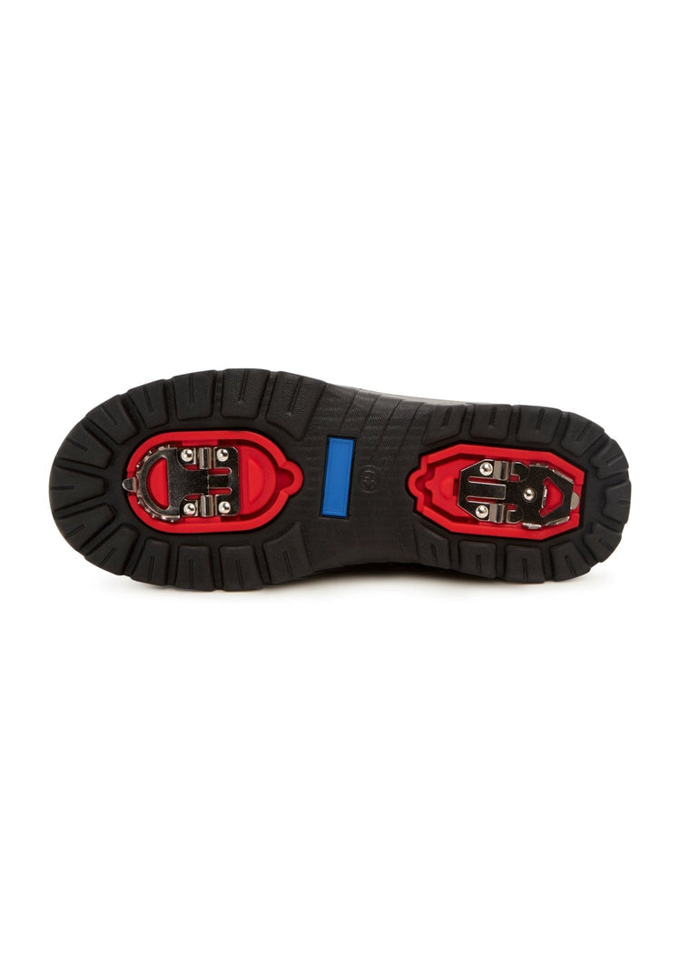 A pair of stylish platform winter boots for women, designed to keep you warm and cozy in cold weather.