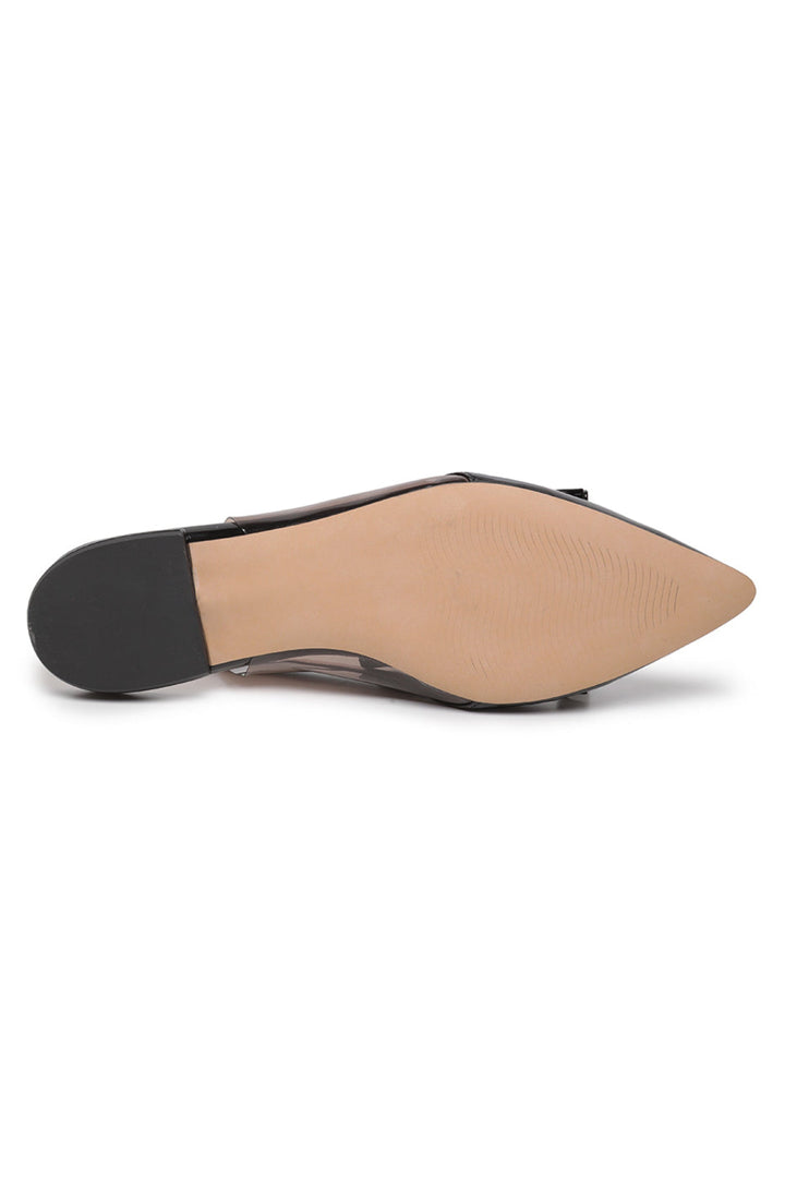 A stylish pair of black slingback shoes with a bow glint detail, perfect for women looking for elegant and fashionable slingbacks.