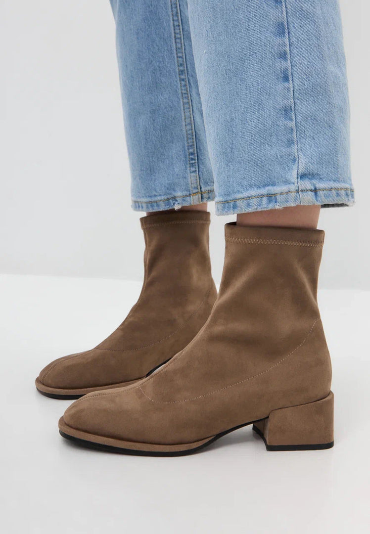 Aquila enkellaarsjes – Beige