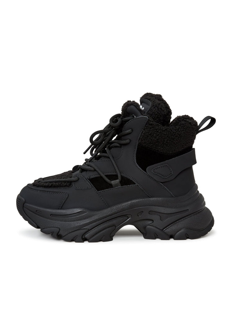 A pair of black waterproof winter sneakers, perfect for cold weather and designed to keep your feet warm and dry.
