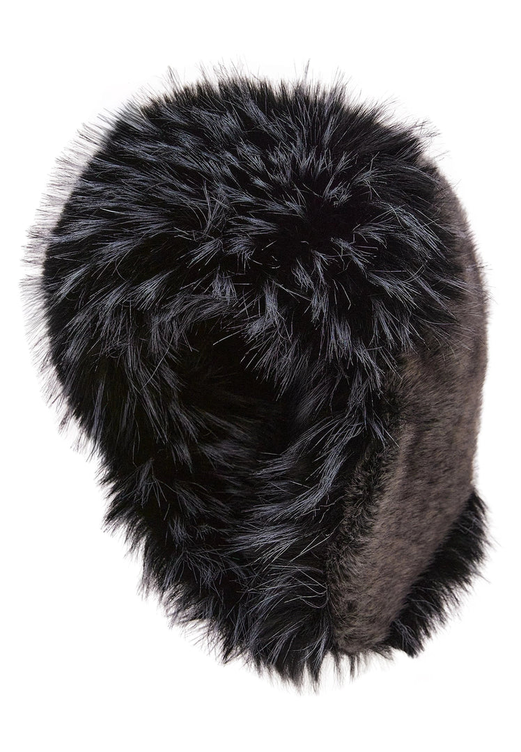 Stylish winter faux fur hat in dark blue, perfect for women seeking warmth and elegance in cold weather.