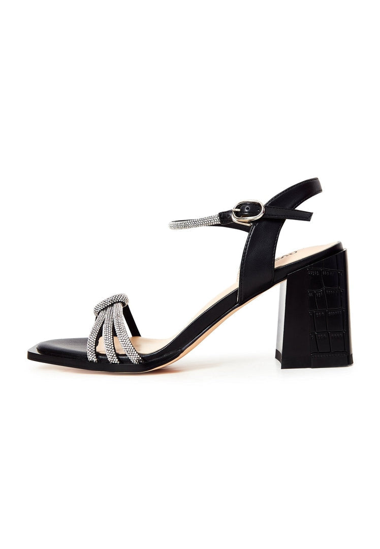 A trendy pair of black Alisa sandals with open toes and block heels, perfect for fashionable women's footwear.