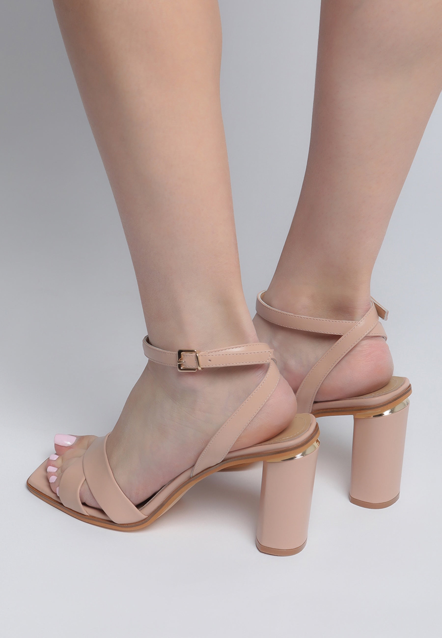 Blush Pink Leather Sandals – Square Heel, Elegant Summer Footwear