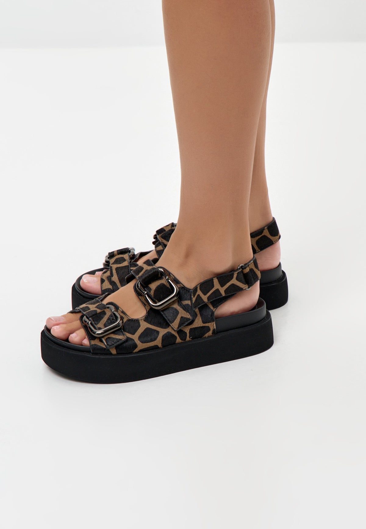 Wild Buckle Platform Sandals – Brown