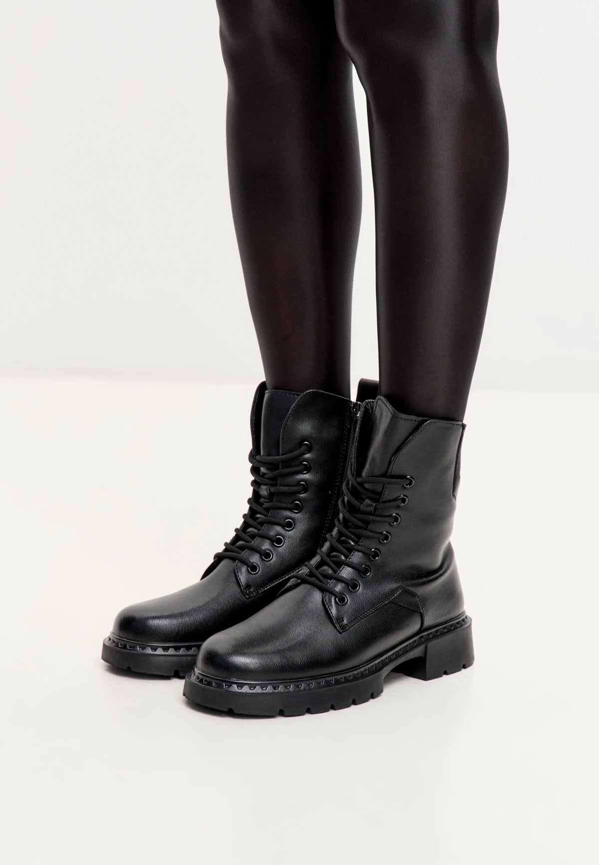Urban Grip Combat Boot