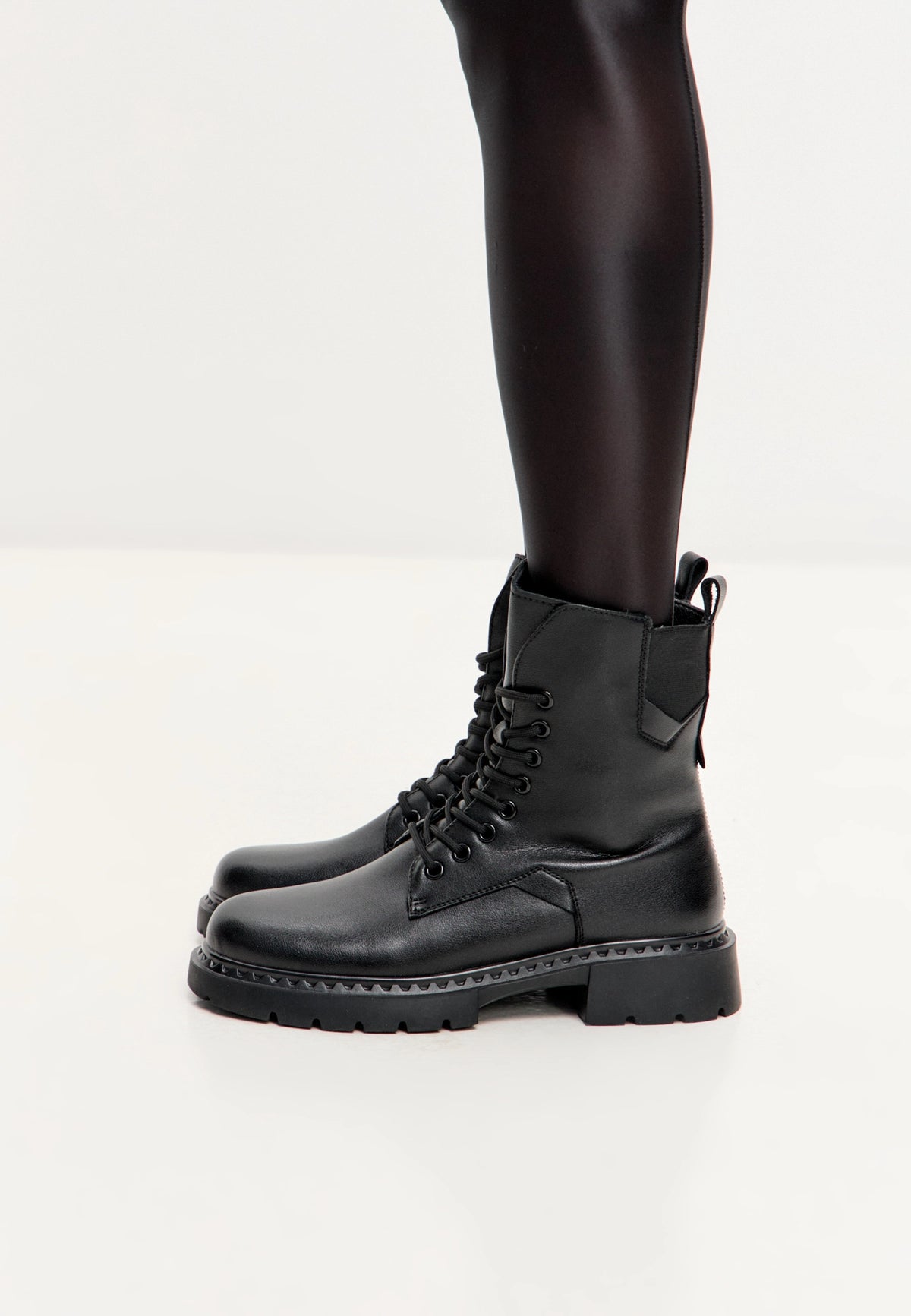 Urban Grip Combat Boot
