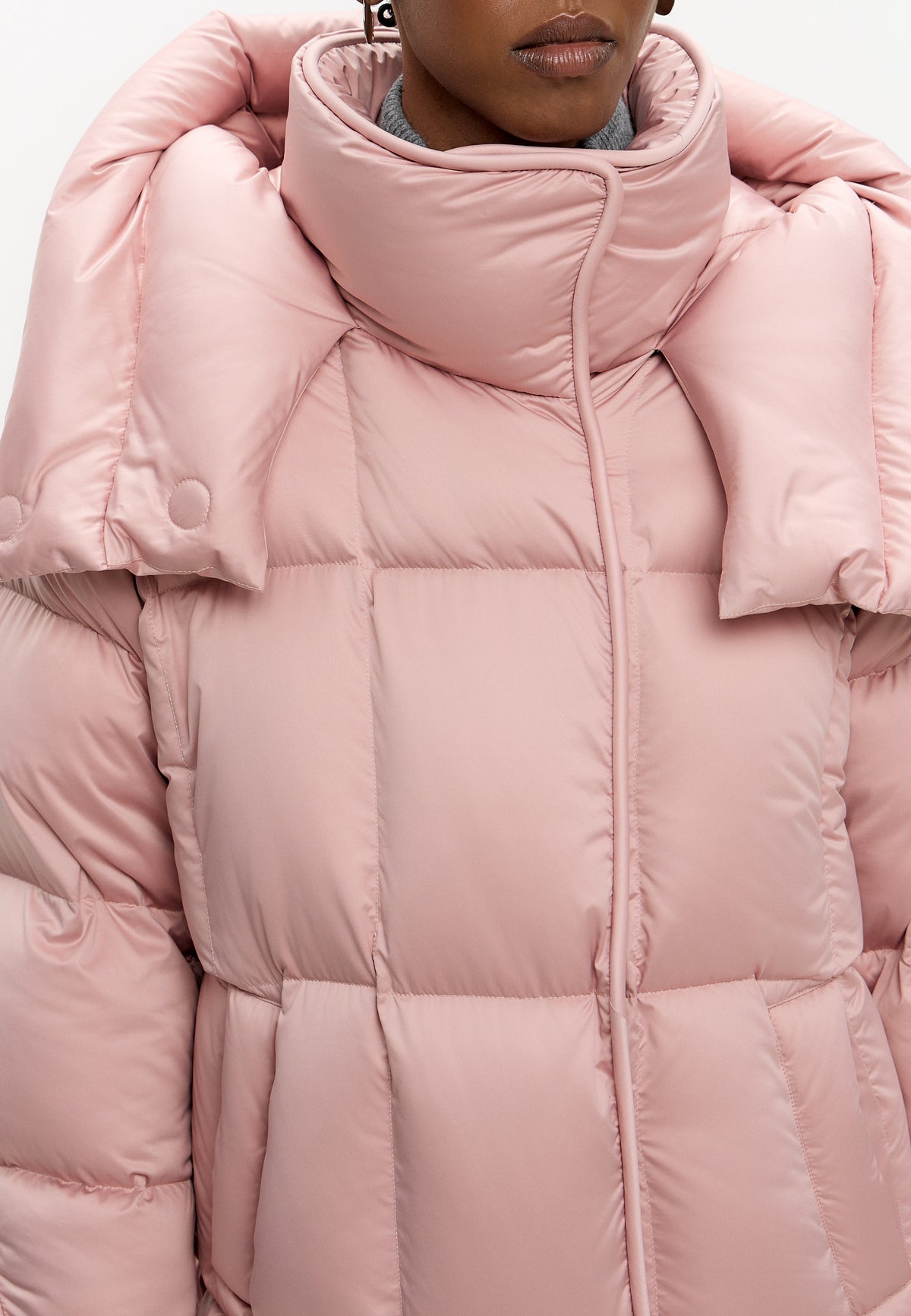Oversize pikowana kurtka z kapturem – Szampański