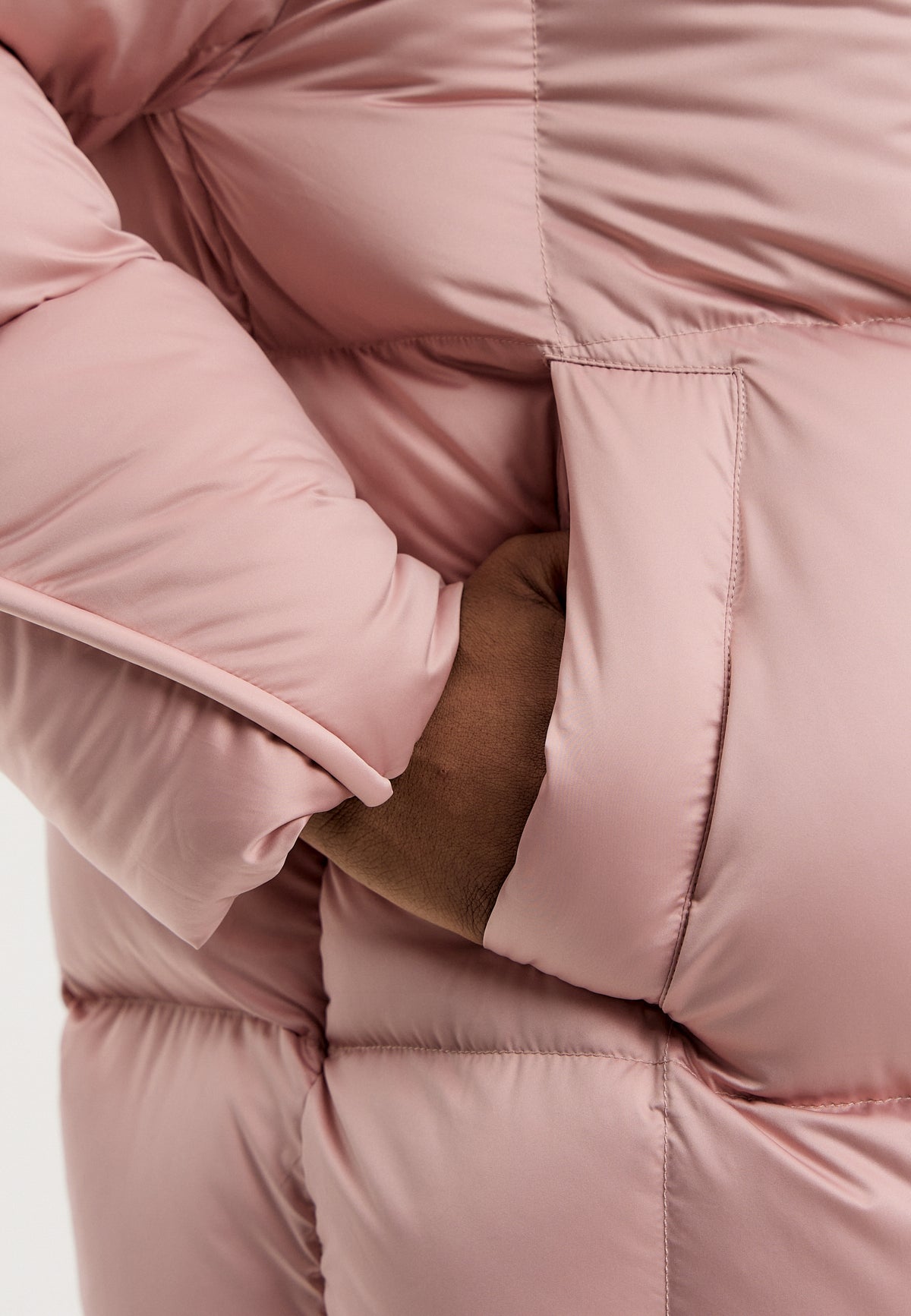 Oversize pikowana kurtka z kapturem – Szampański