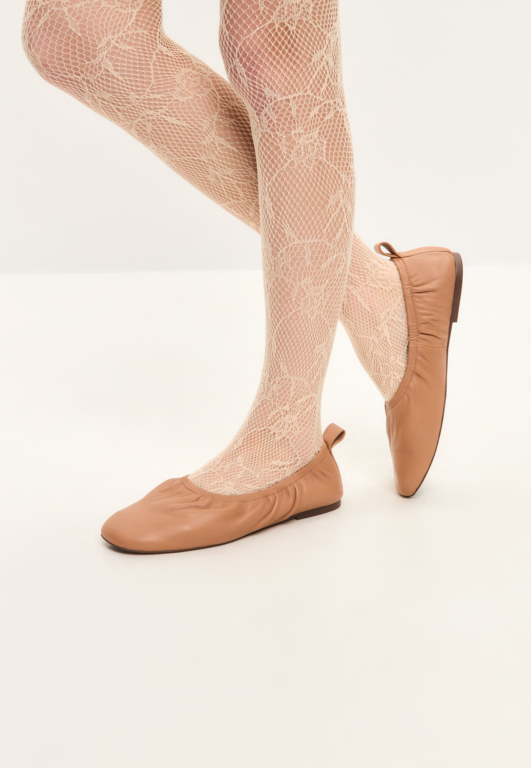 Classic Leather Ballet Flats - Beige