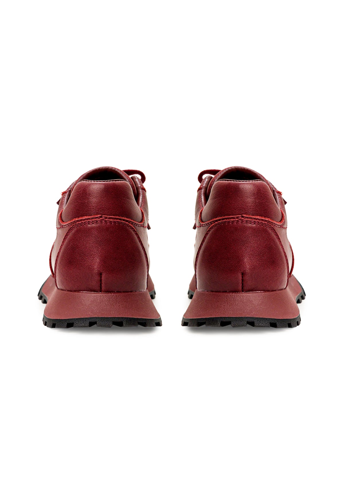Zapatillas de piel acharolada – burdeos