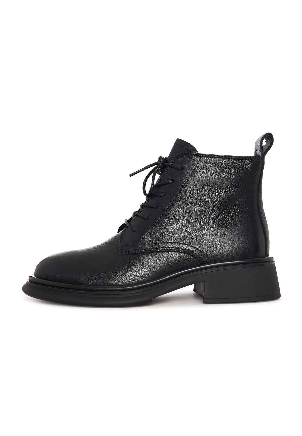 Refined Utility Lace-Up - Black