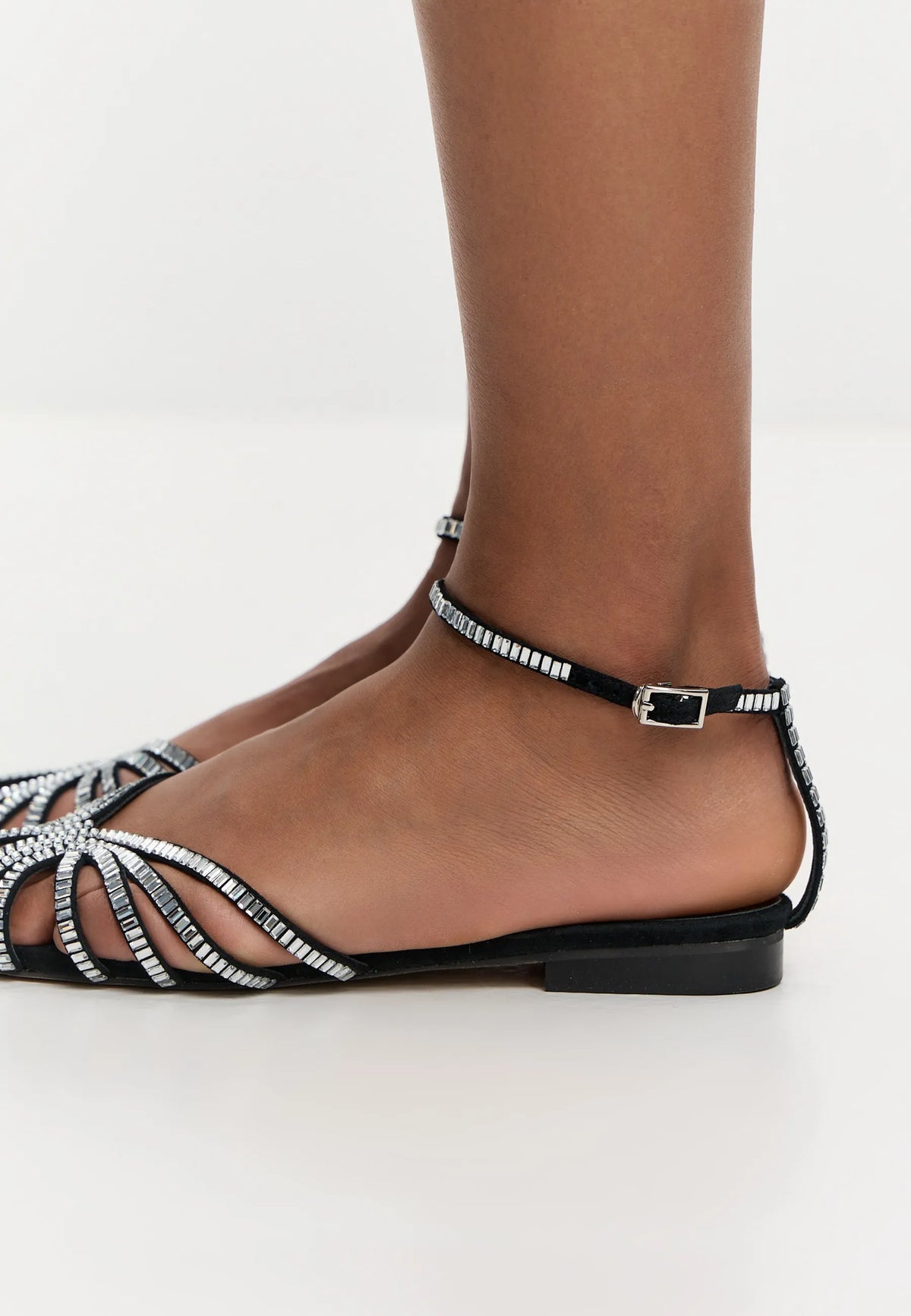 Crystal Arc Flat Sandals – Black