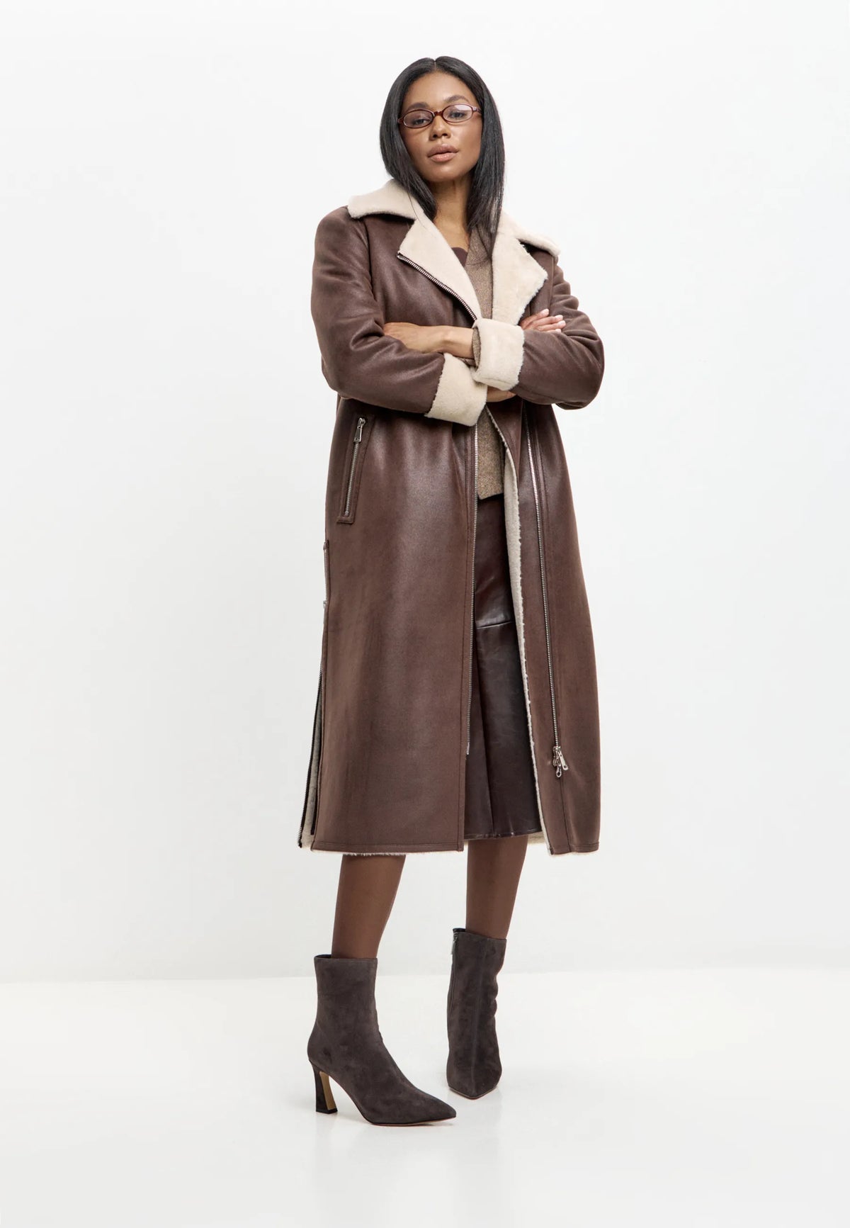 Sculpted Sleek-Heel Ankle Boot - Brown