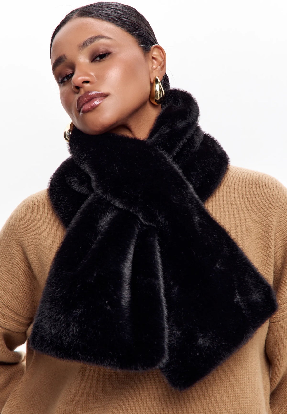 Faux Fur Scarf — Black