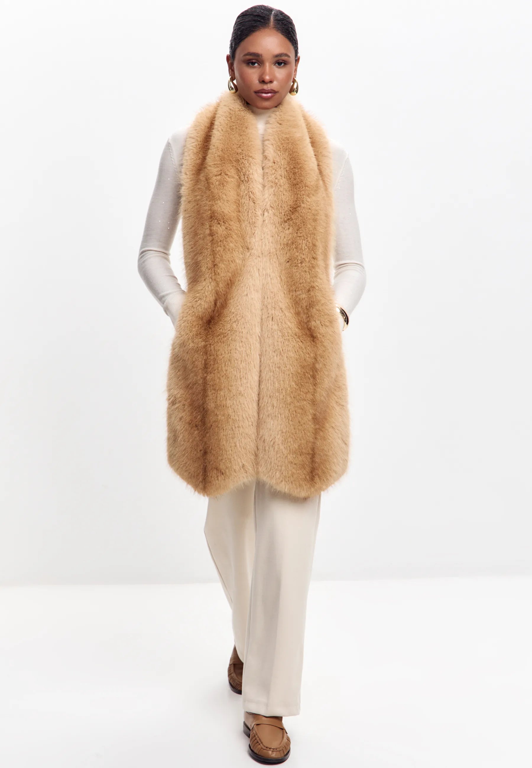 Maxi Faux Fur Stole – Sand Beige