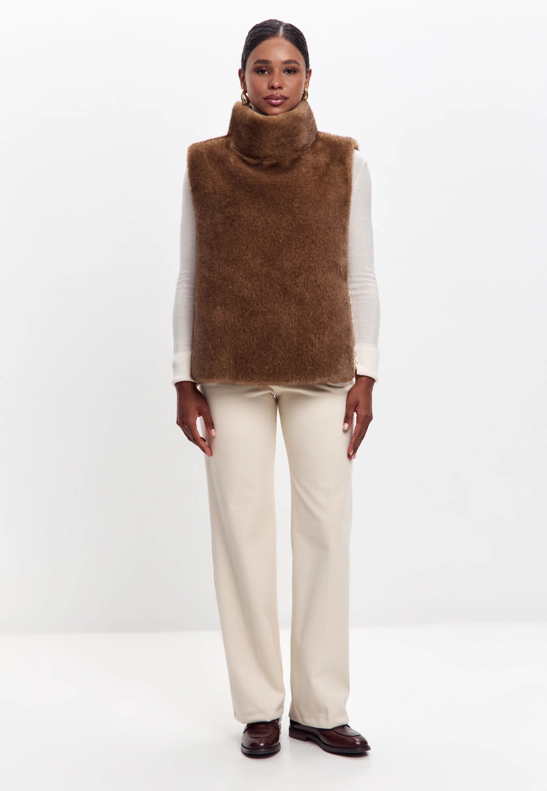 Faux Fur Sleeveless Sculpted Top with Collar – Light Brown