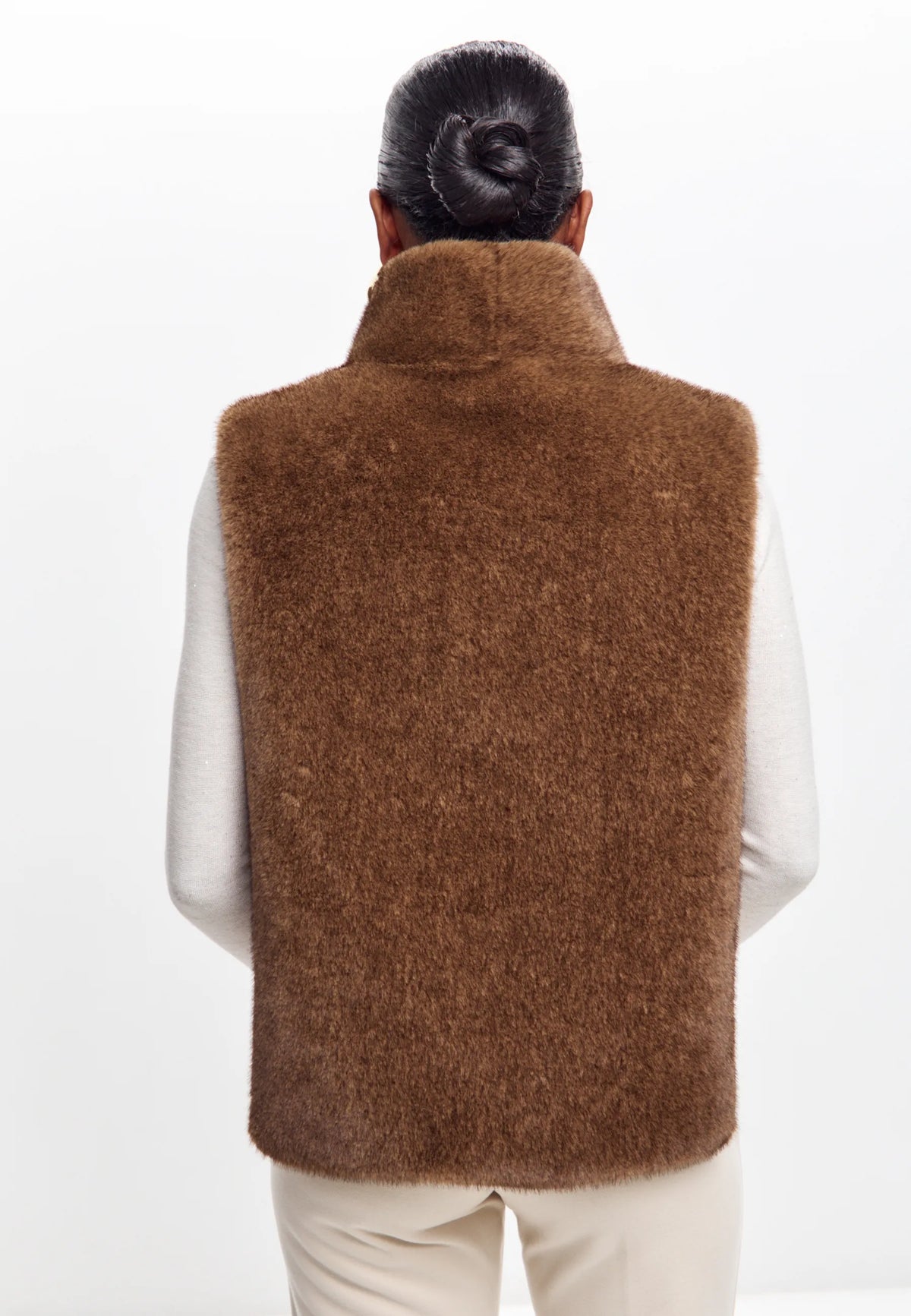 Faux Fur Sleeveless Sculpted Top with Collar – Brown