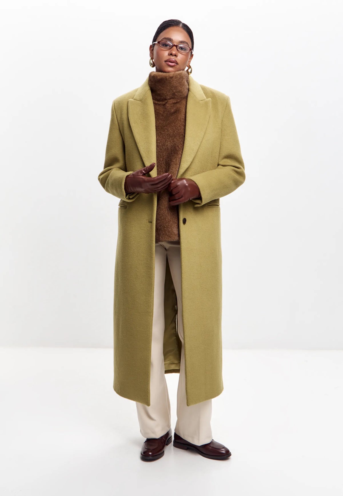 Faux Fur Sleeveless Sculpted Top with Collar – Brown