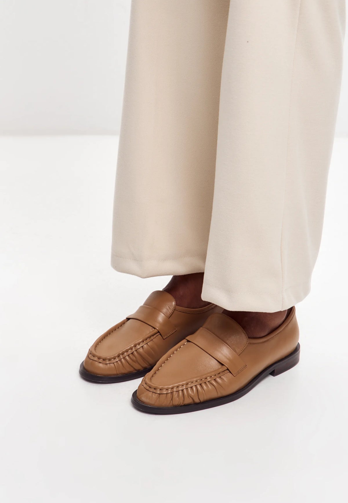 Leather Loafers Isabel - Beige