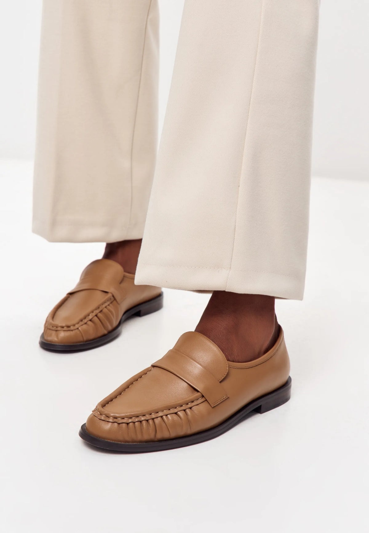Leather Loafers Isabel - Beige