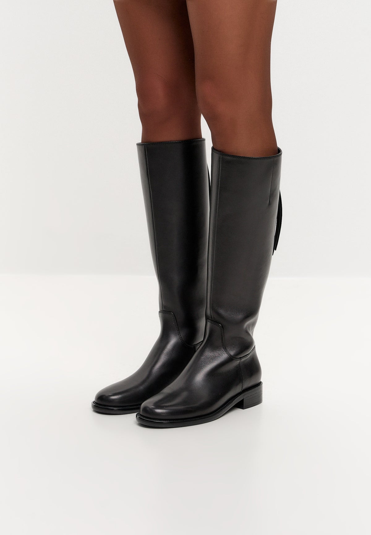 Kniehohe Reitstiefel aus Leder – Schwarz