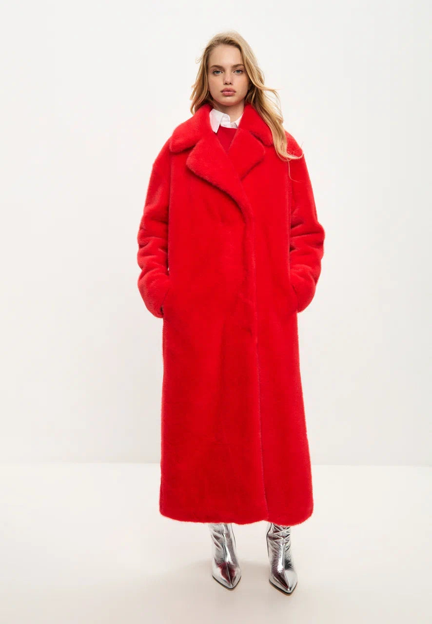 Luxurious Faux Fur Coat Freya - Red