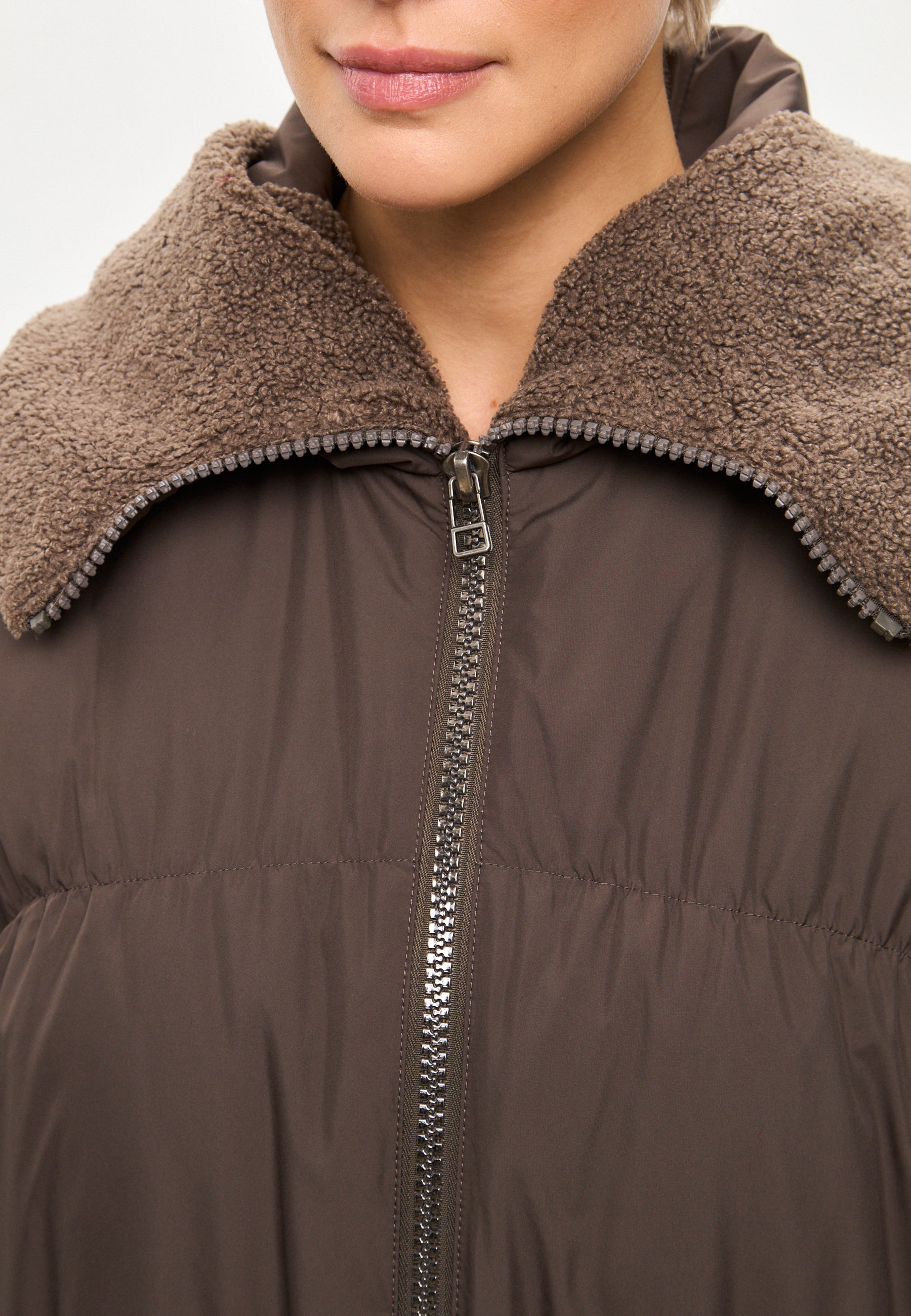 Shearling-Collar Puffer Jacket - Chocolate