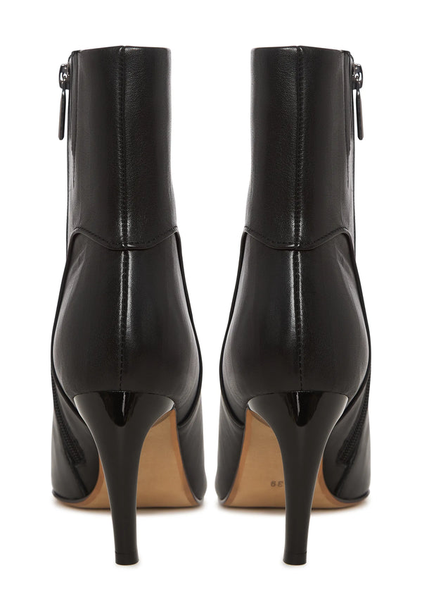 Textured Heel Pointed Ankle Boot - Black