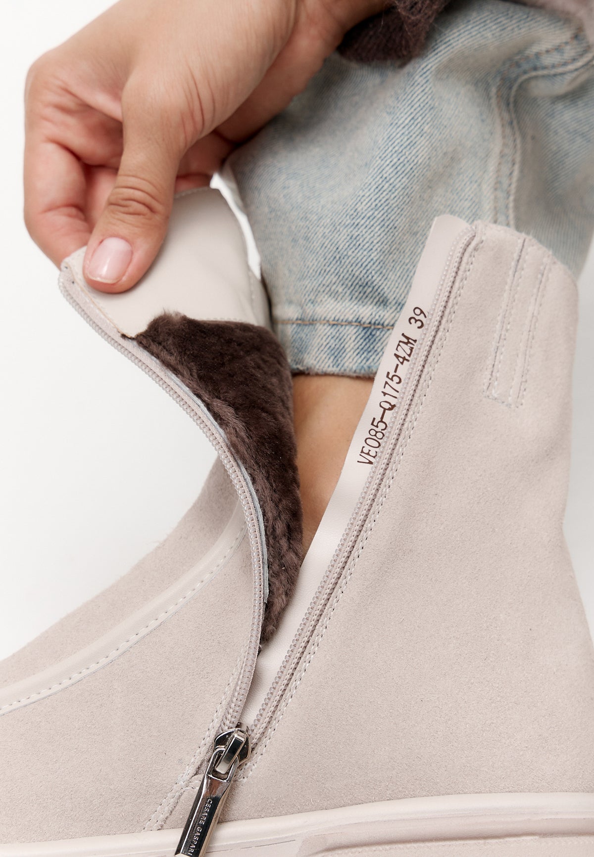 Bottines chunky zippées – Ivoire