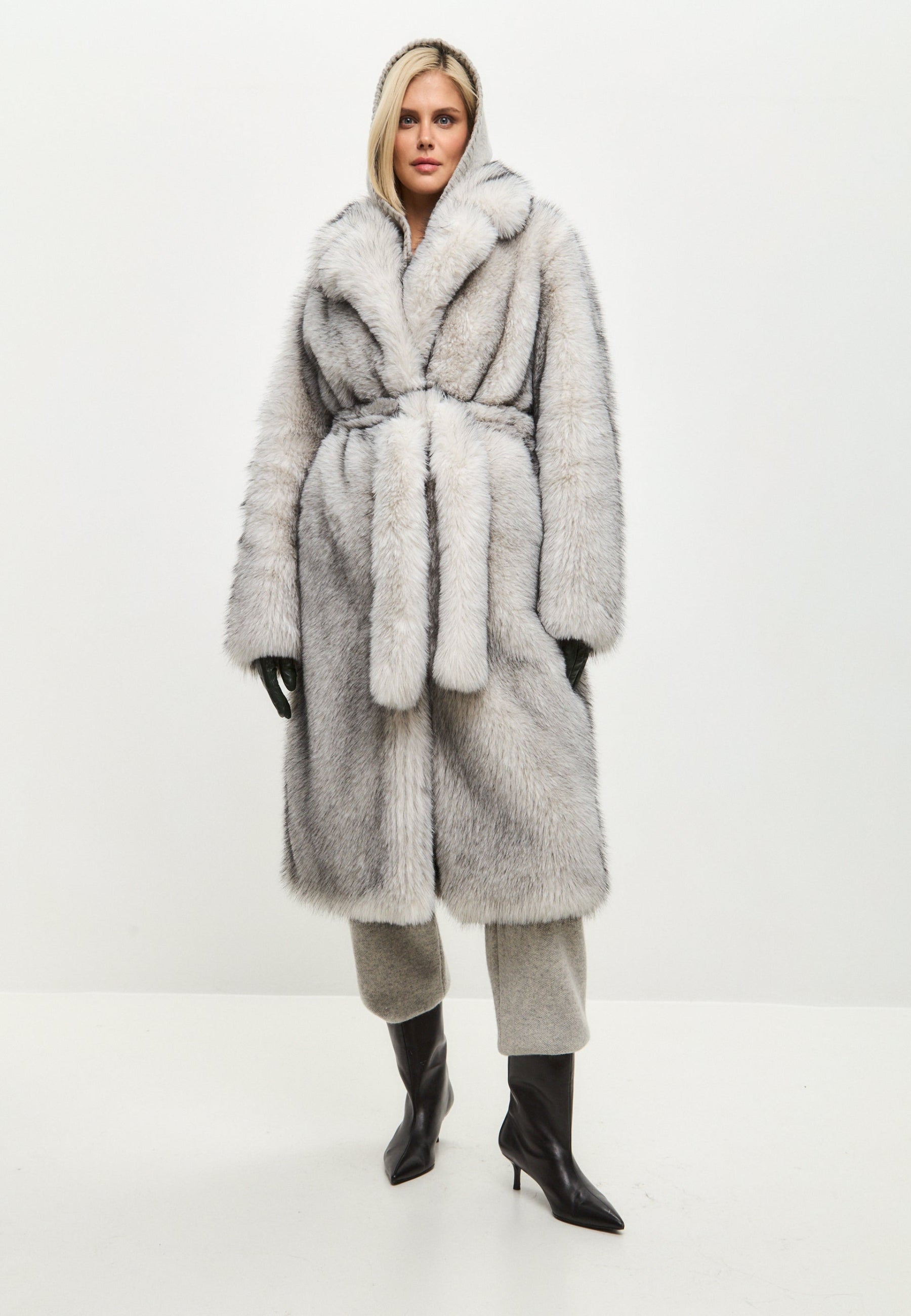 Luxurious Faux Fur Coat Natalie- Gray