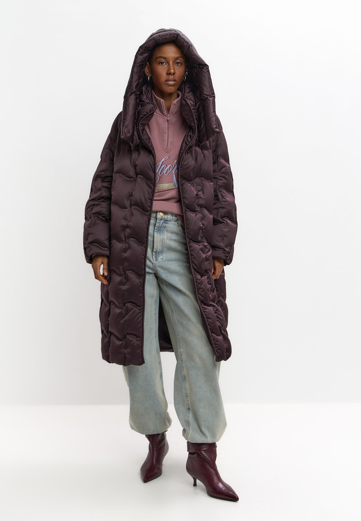 Manteau long matelassé à capuche – Violet