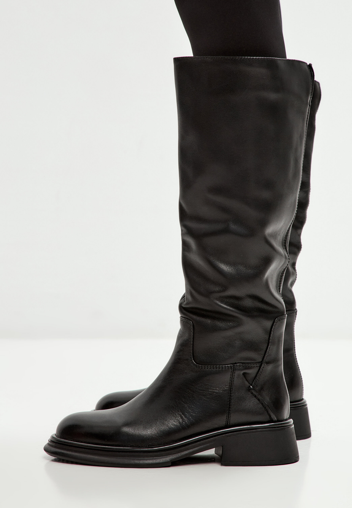 Sculpted Silhouette Riding Boot - Black