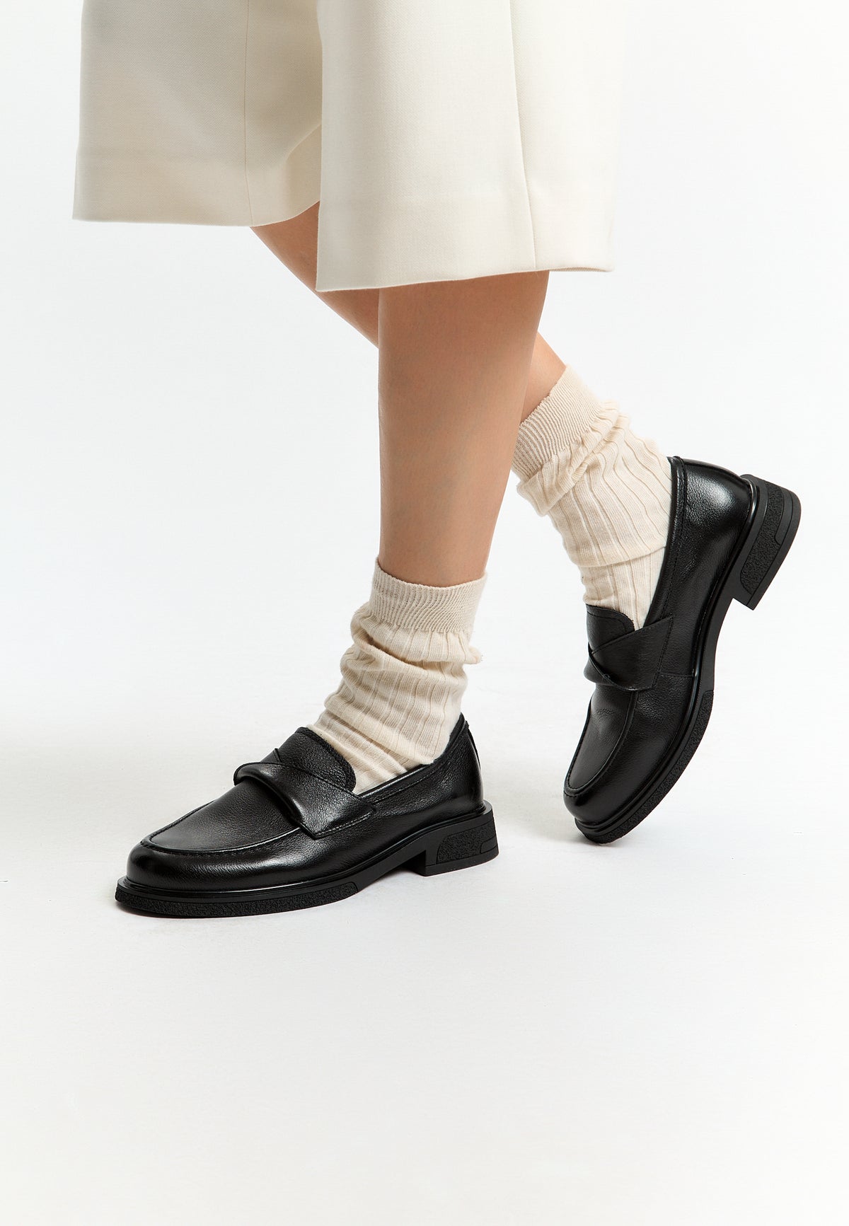 Classic Leather Twist Loafers – Black