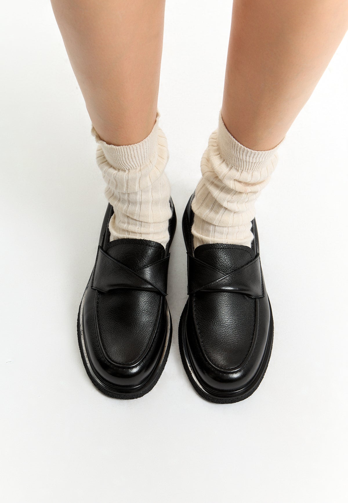 Classic Leather Twist Loafers – Black