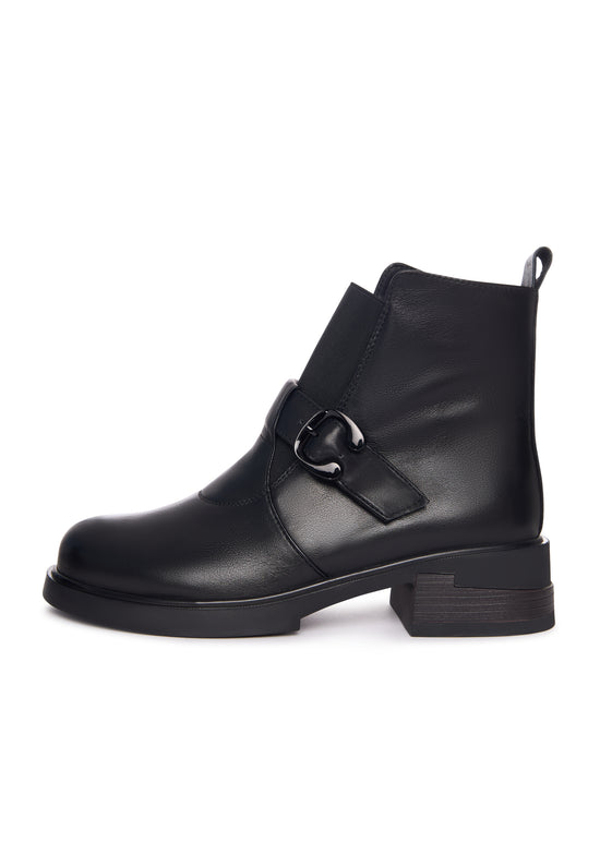 Bottines en cuir à talons bas avec mors en forme de cœur